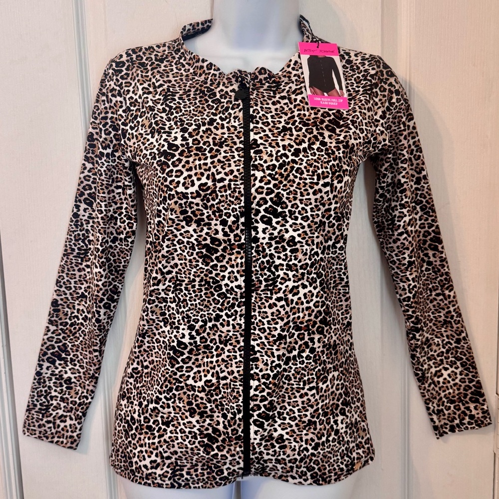 BETSEY JOHNSON SWIM TOP/RASH GUARD LEOPARD PRINT. LONG SLEEVE, FULL ZIP. SIZE S